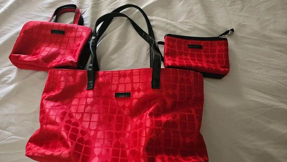 NWOT Lot of 3 Modella Bags - tote, wristlet and make up bag Cute Red Textures